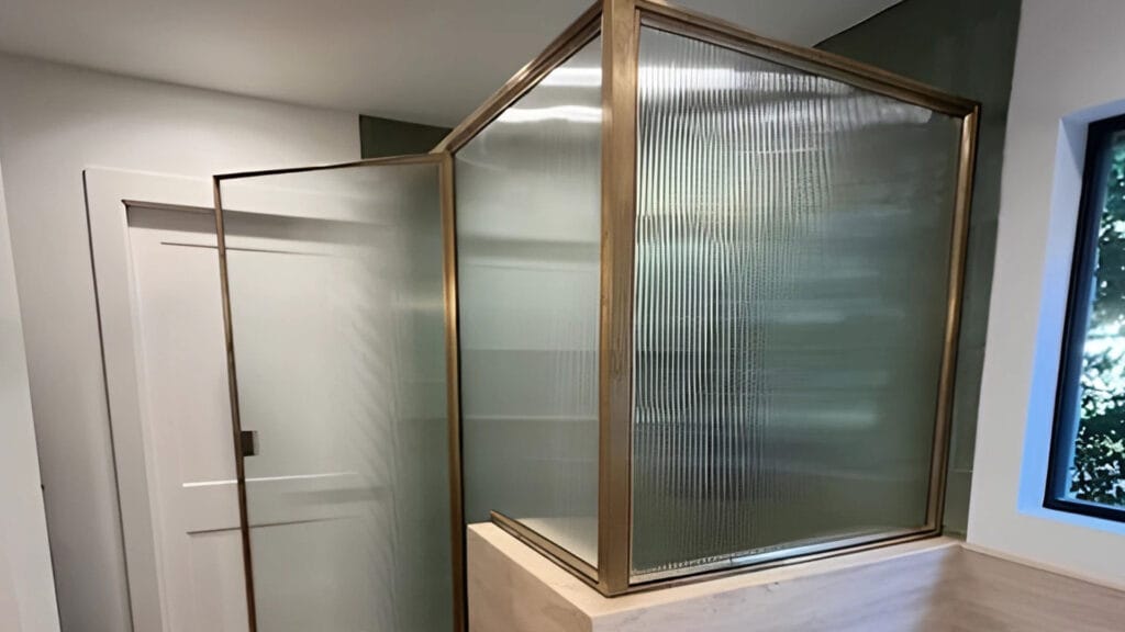 Trinity Vintage Bath