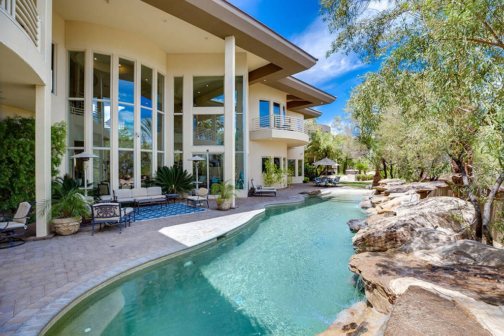 The choice of champions: Bronze at Maxx Crosby's Las Vegas estate
