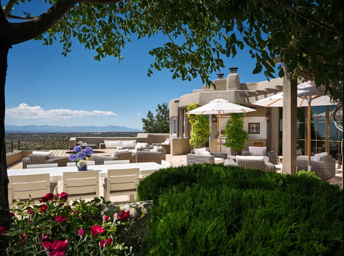 https://rgsbronze.com/wp-content/uploads/2026/07/Hummingbird-AZ-5.webp